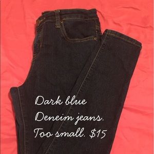 Skinny jean size varies from 3-6